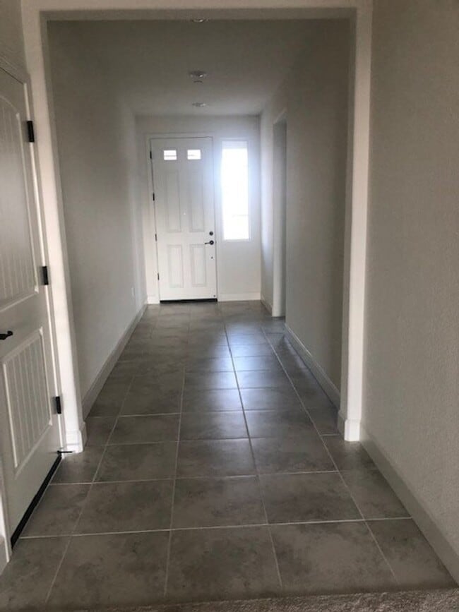 Building Photo - Single Story Stockton Home - Located in Westlake Village