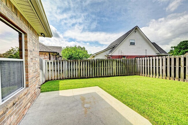 Building Photo - 12959 N Puffin Ln