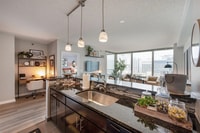 Building Photo - 362 E Ohio St