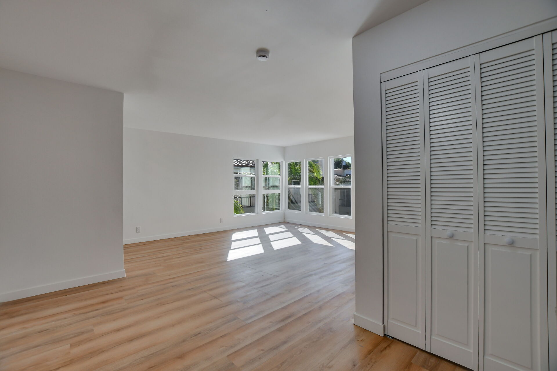 Building Photo - 2005 21st St