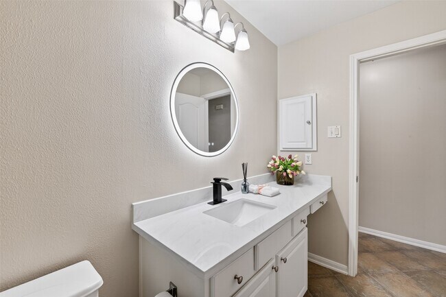 Building Photo - 3210 Princess Bay Ct