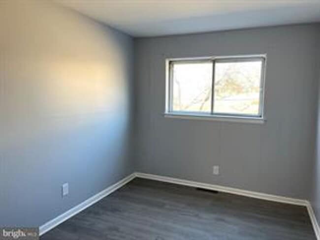 Building Photo - 1629 Bonwood Rd