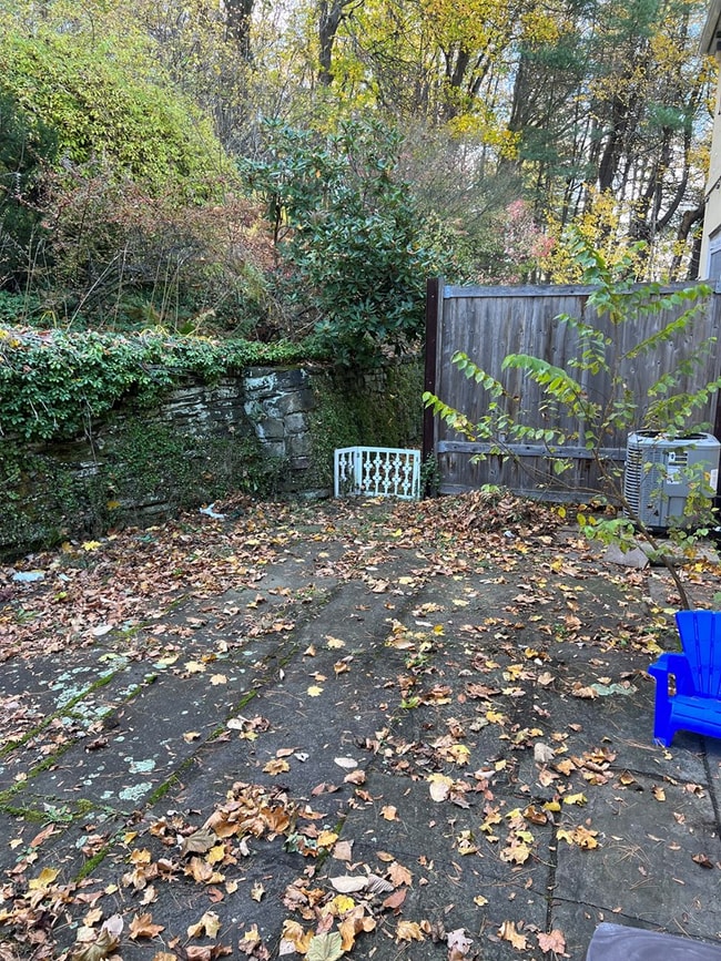 Building Photo - 146 High Rd