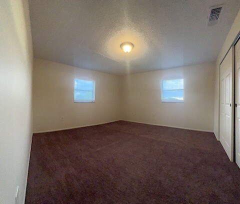 Building Photo - 1200 Forest Hill Dr