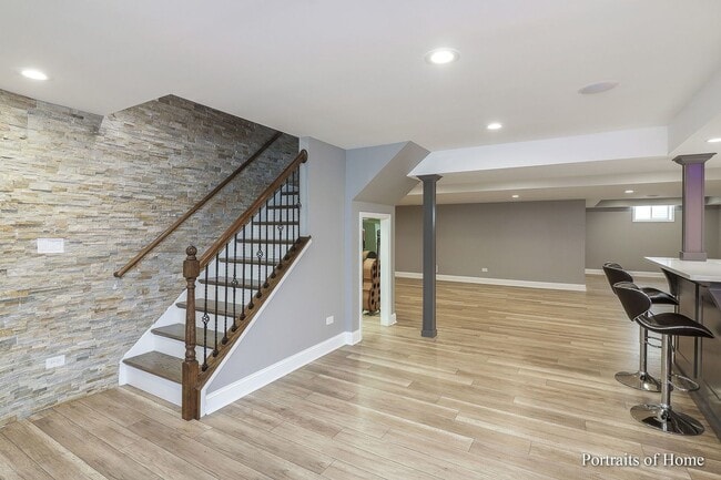 Building Photo - BEAUTIFUL HOUSE- 4 bedroom, 3.5 bath 2 sto...