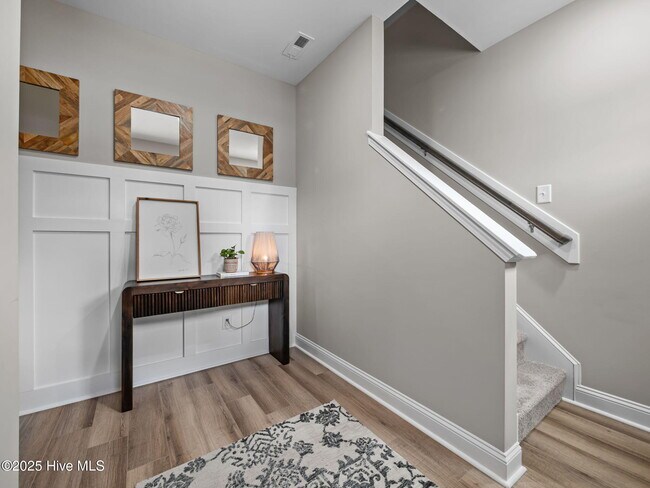 Building Photo - 150 Coastline Cir