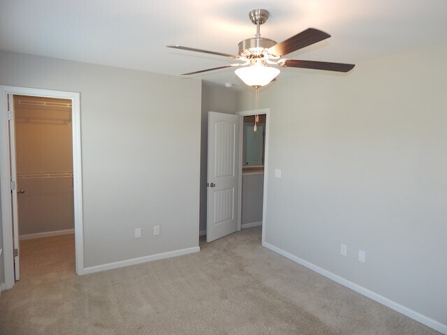 Building Photo - 131 Sunny Pt Lp