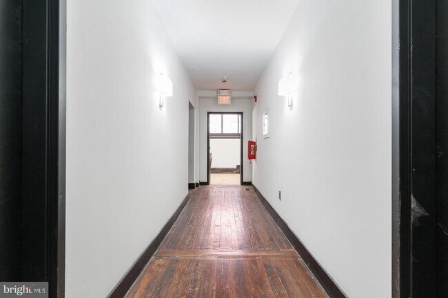 Building Photo - 1520 Green St