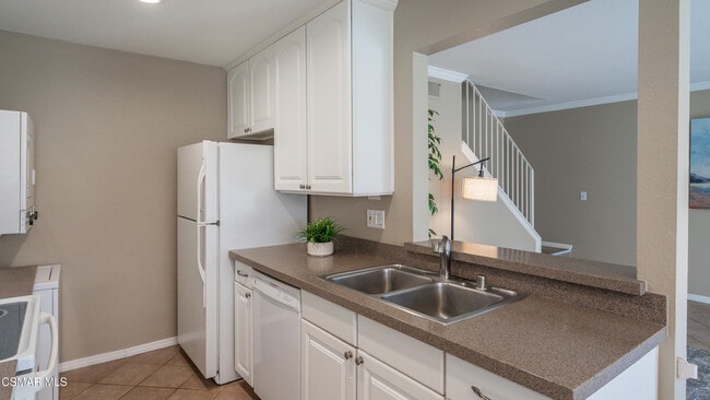 Building Photo - 1161 Landsburn Cir