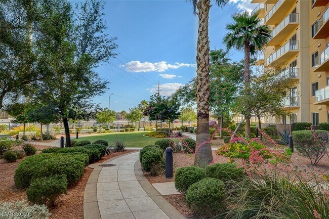 Building Photo - 8255 S Las Vegas Blvd