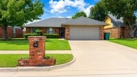 Building Photo - 13233 Eastridge Dr