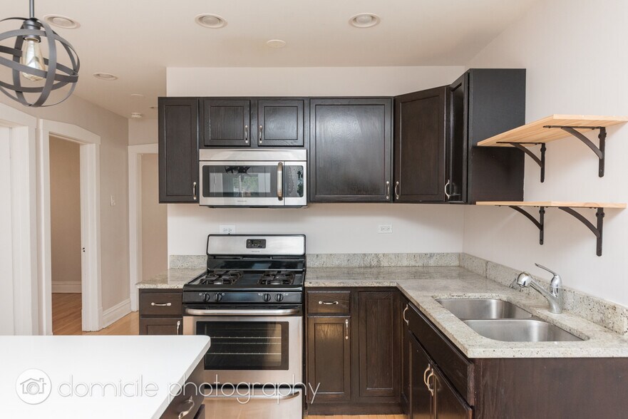 Building Photo - 4906 N Marmora Ave