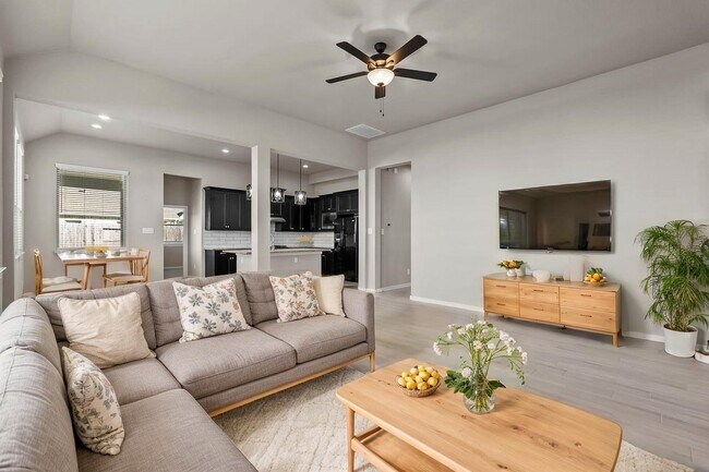 Building Photo - 13026 Oleander Bay Ln