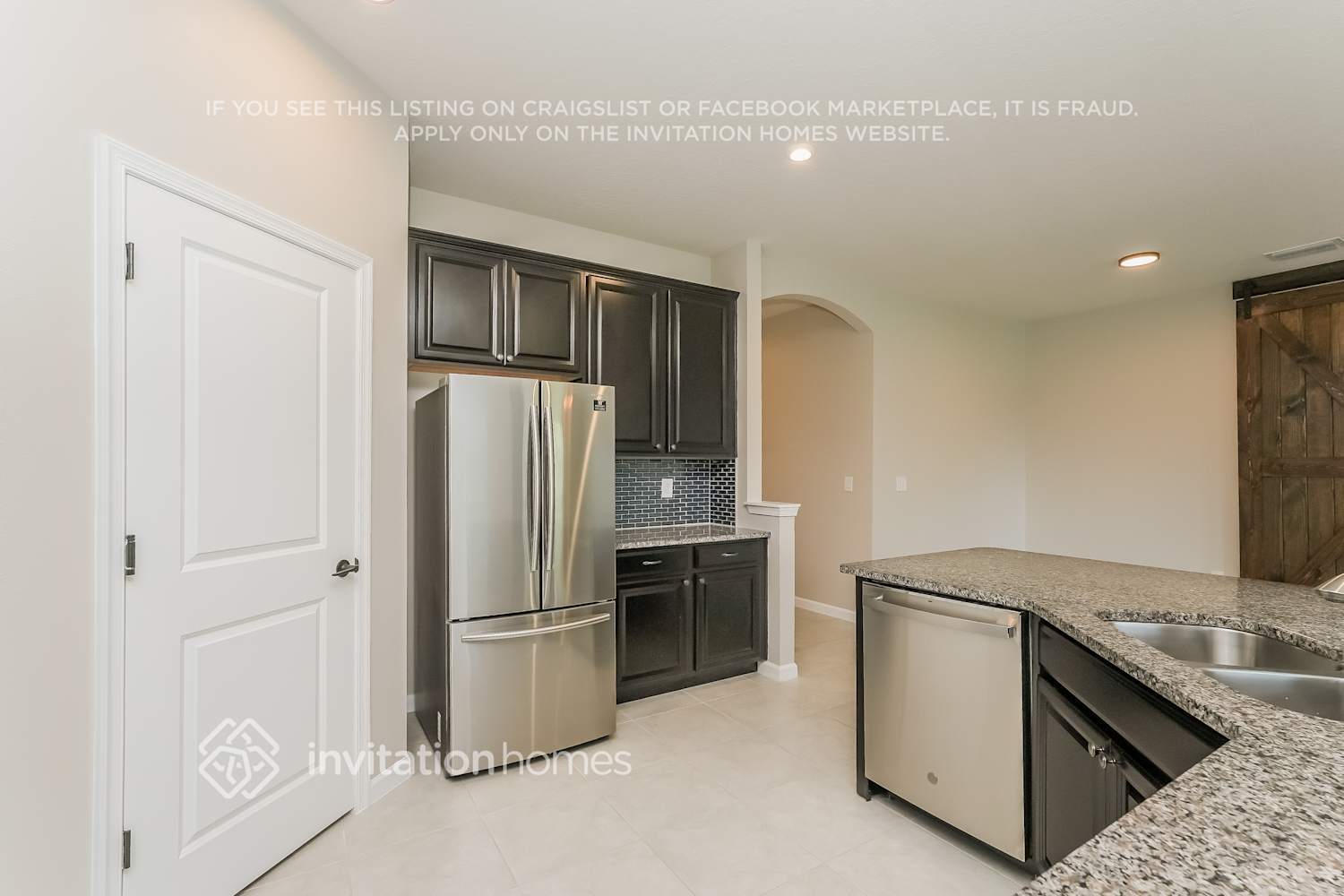 Building Photo - 11019 Daybreak Glen