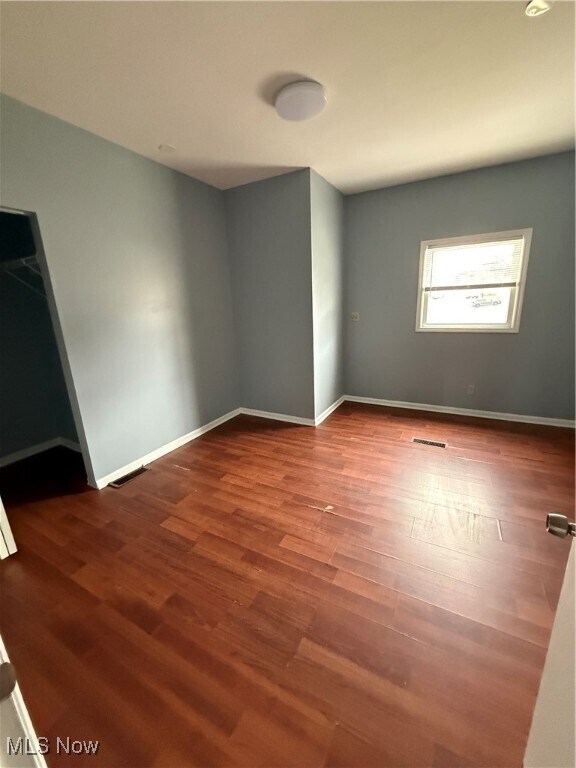 Building Photo - 1333 Maple Ave