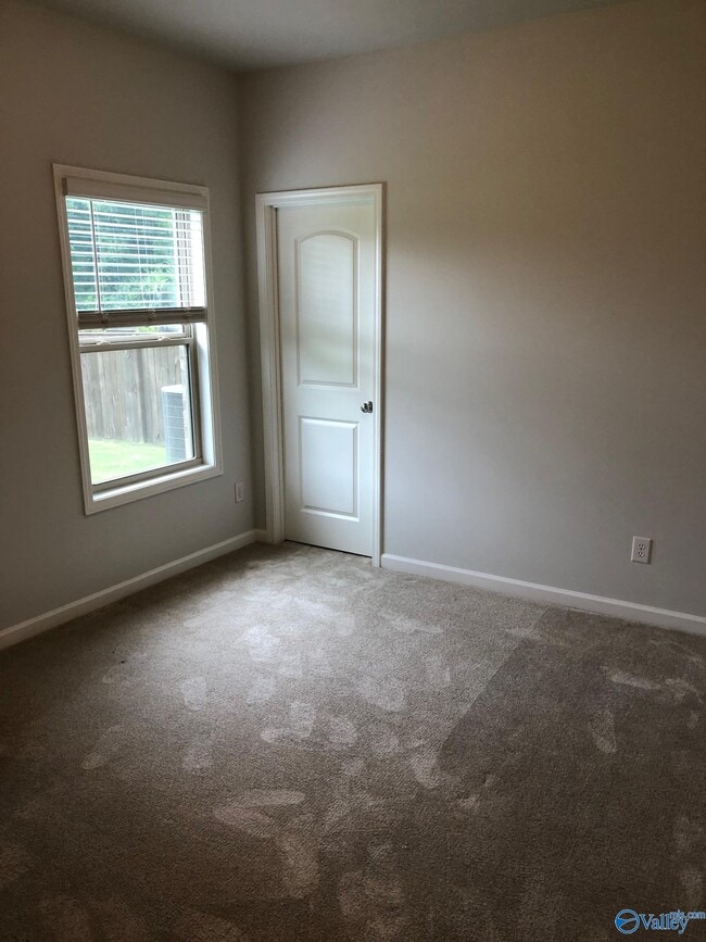 Building Photo - 4309 Adventura Dr