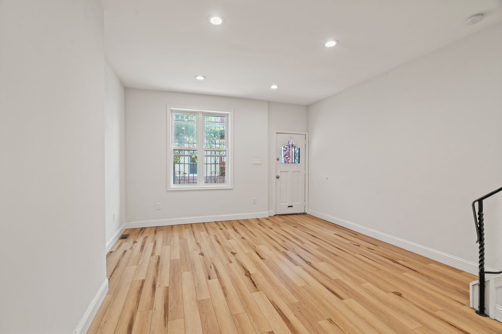 . - 1630 Edgley St