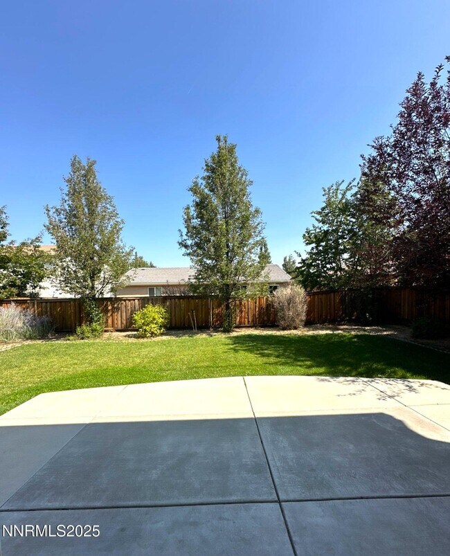 Building Photo - 545 Terracina Way