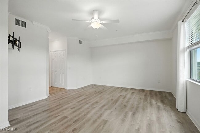 Building Photo - 12039 Hawthorn Lake Dr