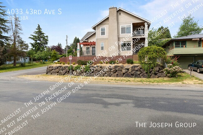 Building Photo - 4033 43rd Ave S