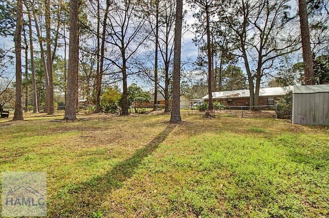 Building Photo - 799 Wildwood Dr