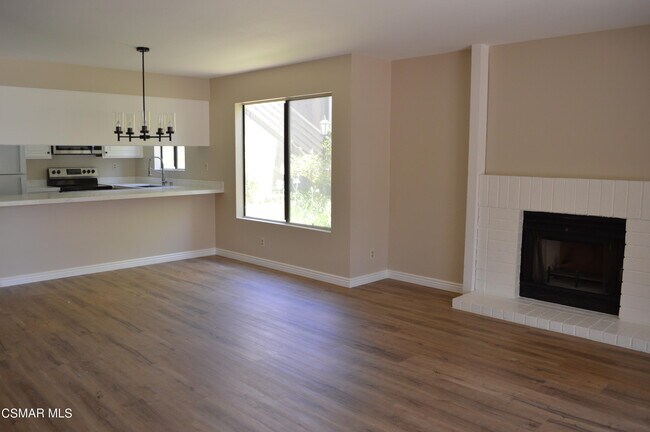 Building Photo - 786 Birchpark Cir