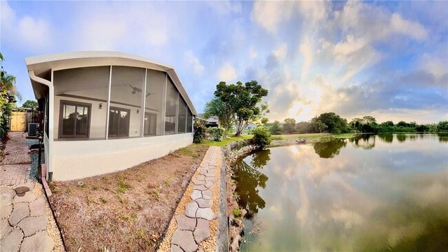 Building Photo - 2245 Springrain Dr
