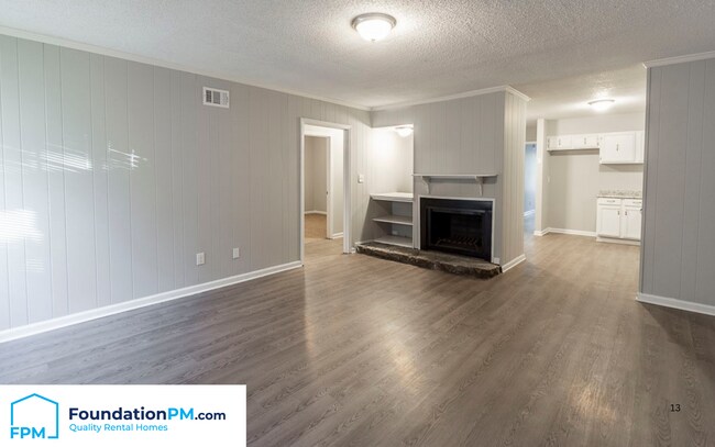Building Photo - 2041 Dawson Ln