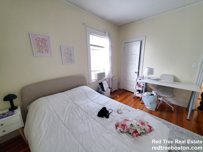 Building Photo - 98 Westbourne Terrace