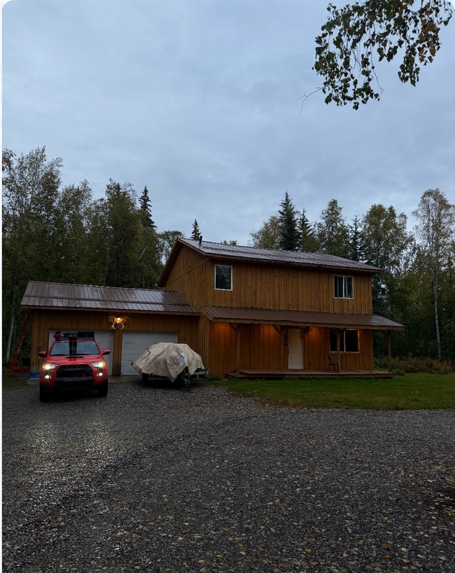 Building Photo - 2498 Schutzen St