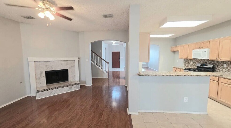 Building Photo - 12783 Honey Locust Cir
