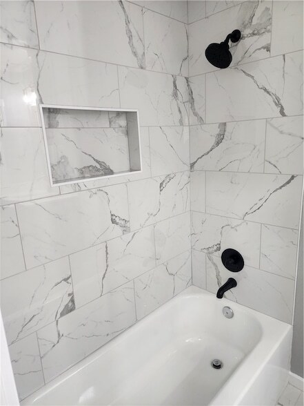 Building Photo - 12877 E State Hwy 21