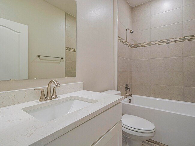 Building Photo - 9405 Serapis Wy