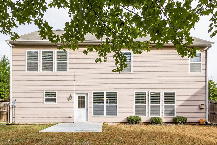 Building Photo - 2303 Jasmine Glen Dr