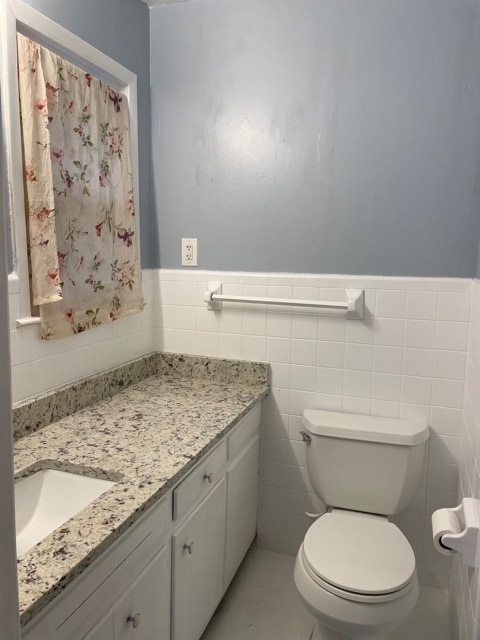 bathroom #1 - 1010 Scott Blvd