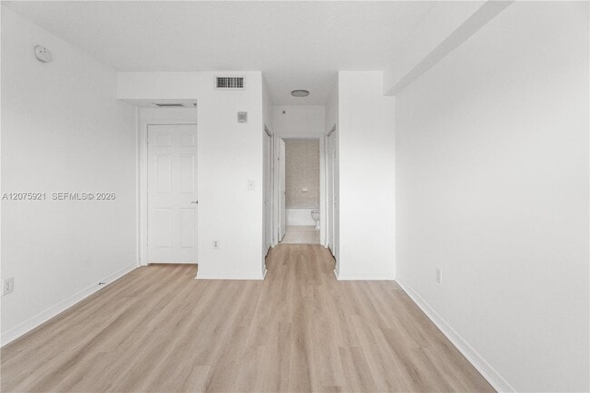 Building Photo - 6851 SW 44th St