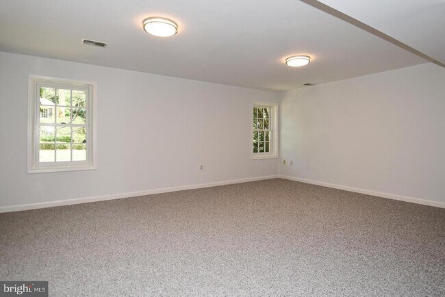 Building Photo - 7646 Huntmaster Ln