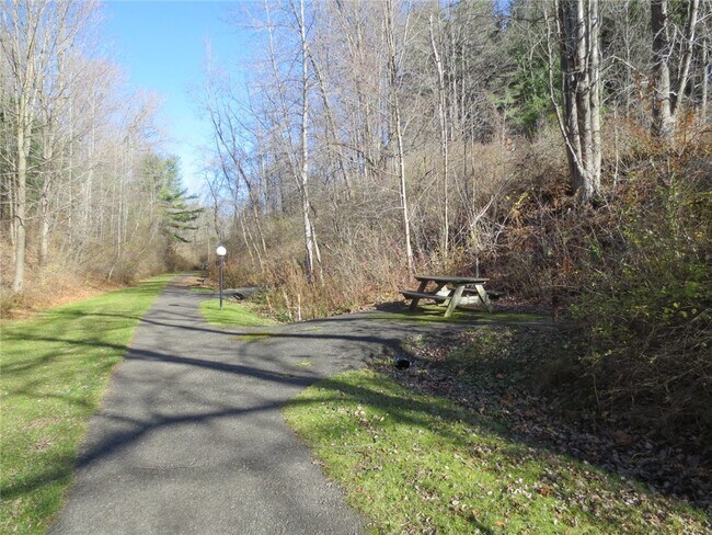 Building Photo - 1062 Dryden Rd