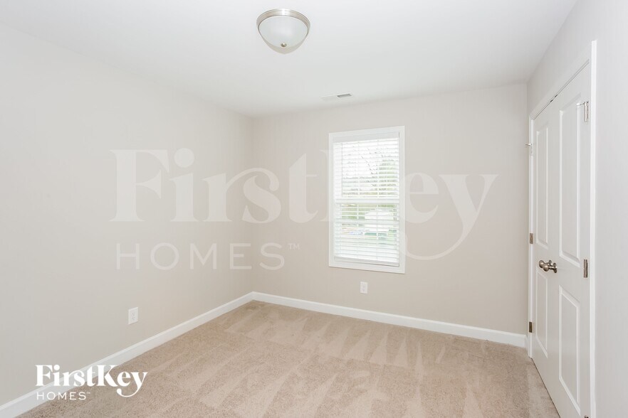 Building Photo - 1105 Northside St