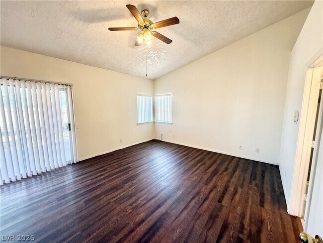 Building Photo - 3810 E Mount Charleston Dr