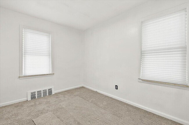 Building Photo - 6106 Oldtown St