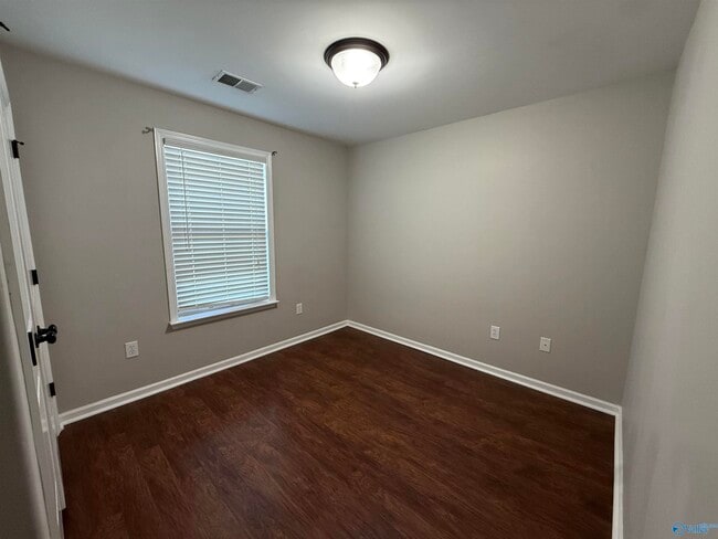 Building Photo - 110 Chestnut Cove