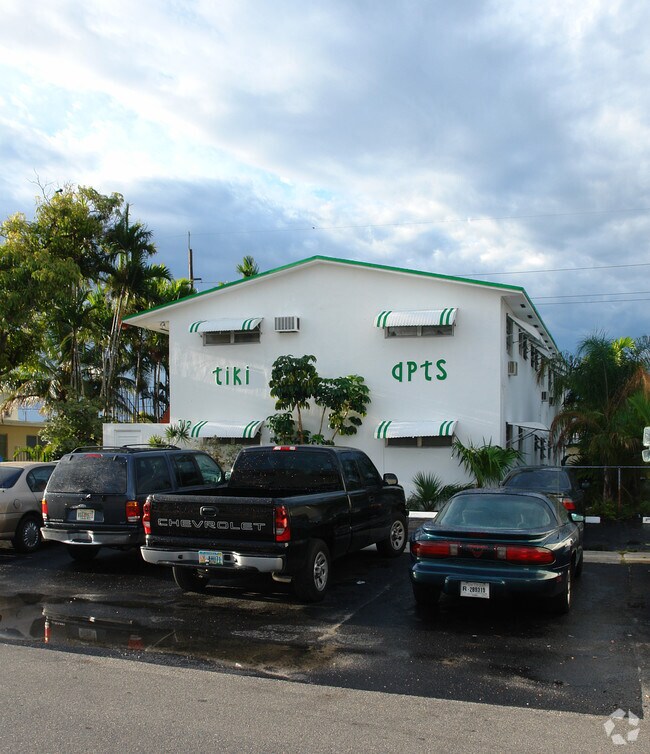 Building Photo - Tiki Apts