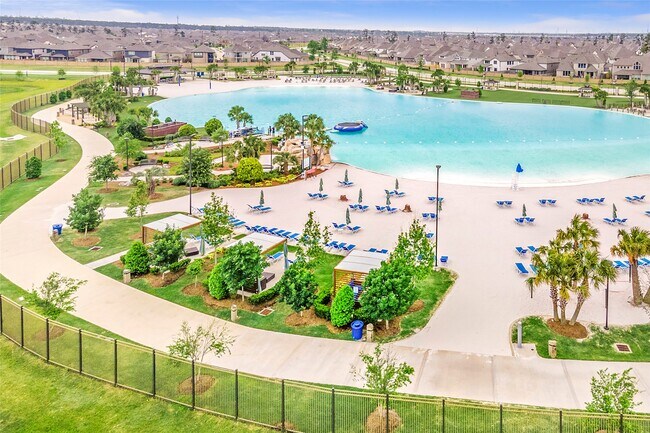 Building Photo - 15419 Kirkdell Bend Dr