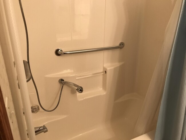 Building Photo - 783 Holly Creek Dr