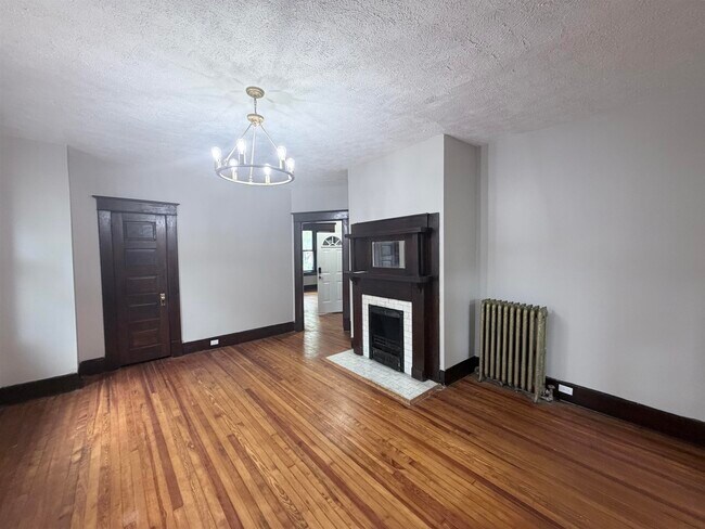 Building Photo - 1258 Agnes Pl