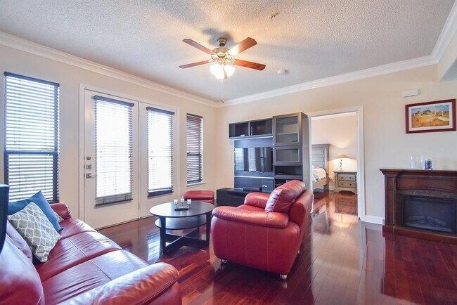 Building Photo - 2299 Lone Star Dr