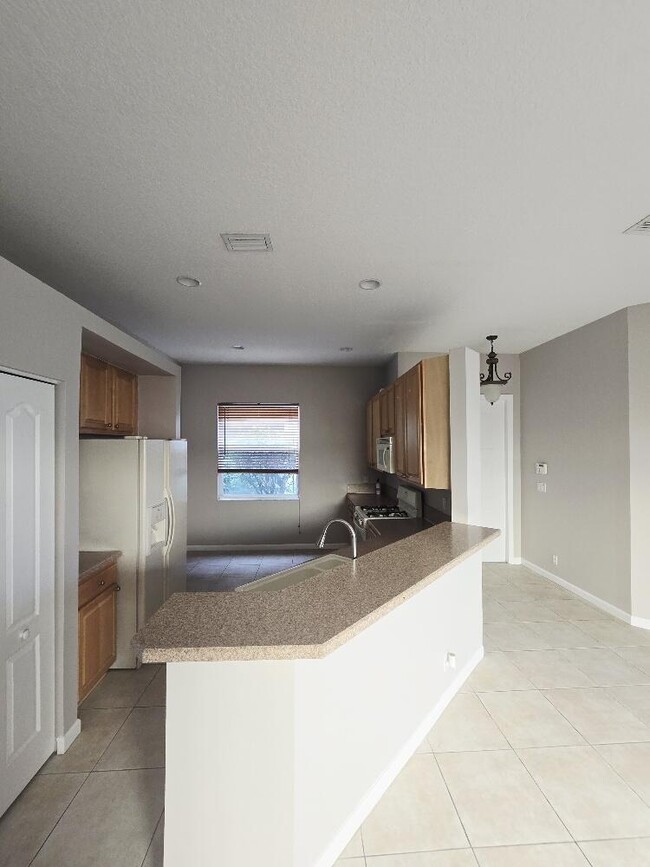 Building Photo - 152 Canterbury Pl