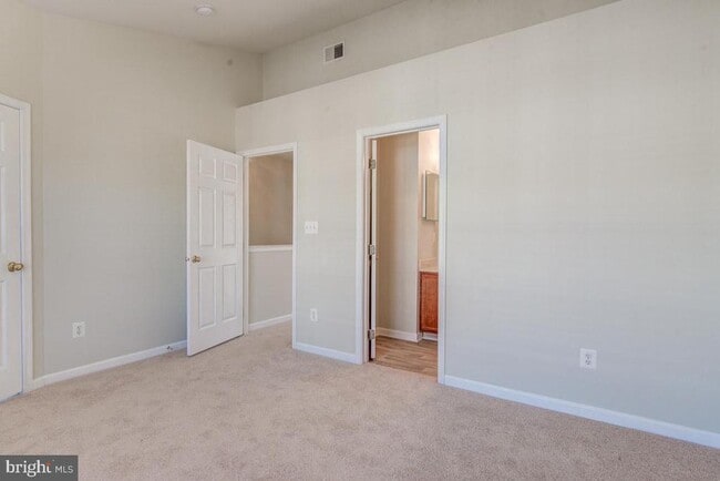 Building Photo - 42797 Flannigan Terrace