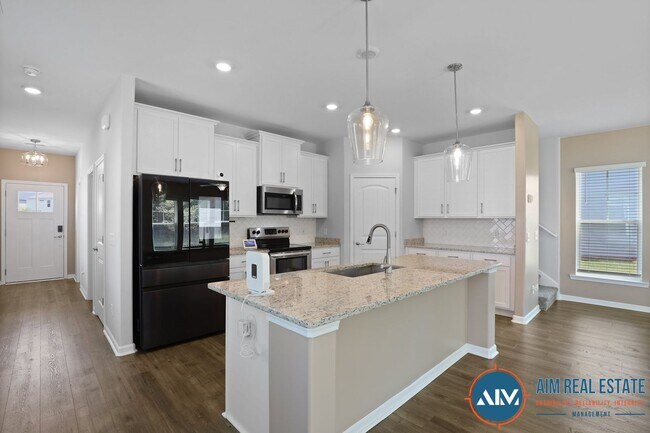 Building Photo - Spacious and Modern 4BR Home in Millstone ...